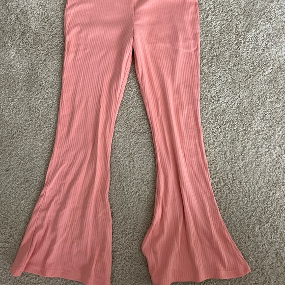 Ribbed Flare Pants in blush - Picture 3 of 4
